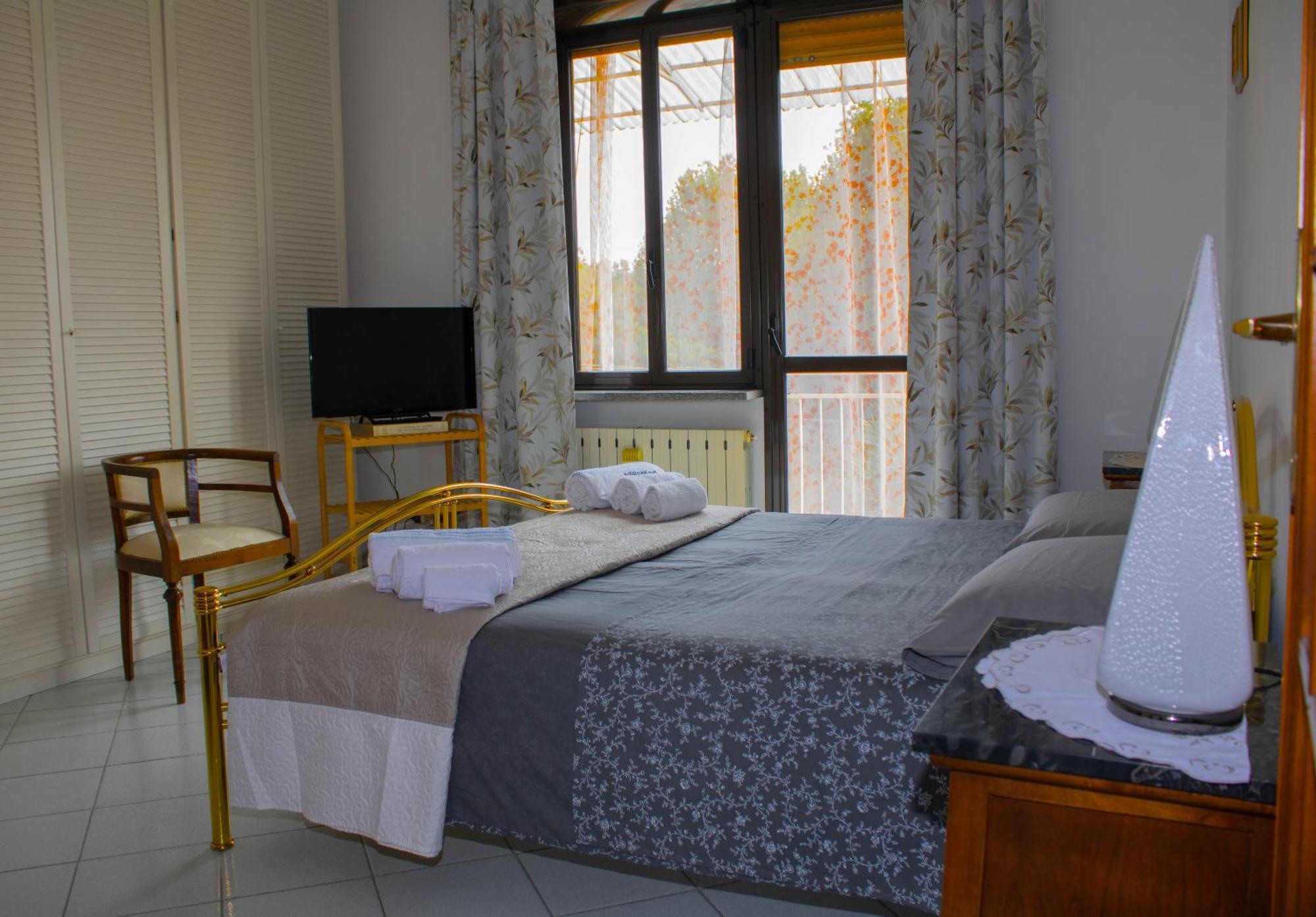 Casa Moncalieri - 10 Min Da Torino Villa Bagian luar foto